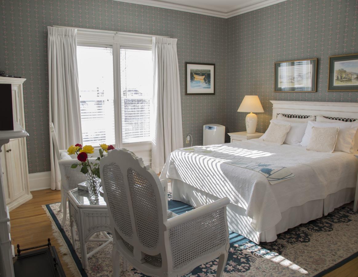 Ashlea House B&B Lunenburg Bagian luar foto